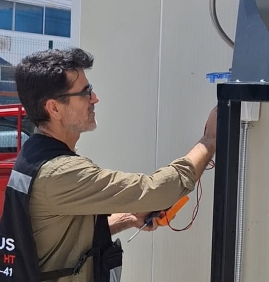 Carcasa de horno de tratamiento térmico